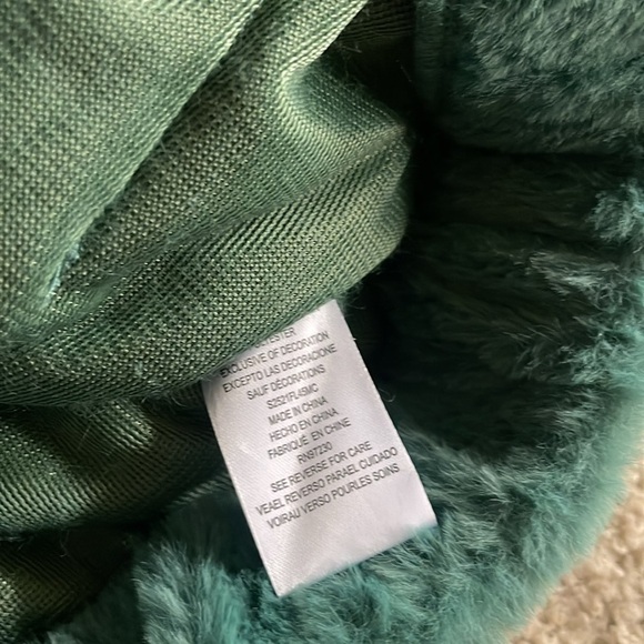 Crave Fame brand, hooded, soft sweatshirt - Picture 5 of 6